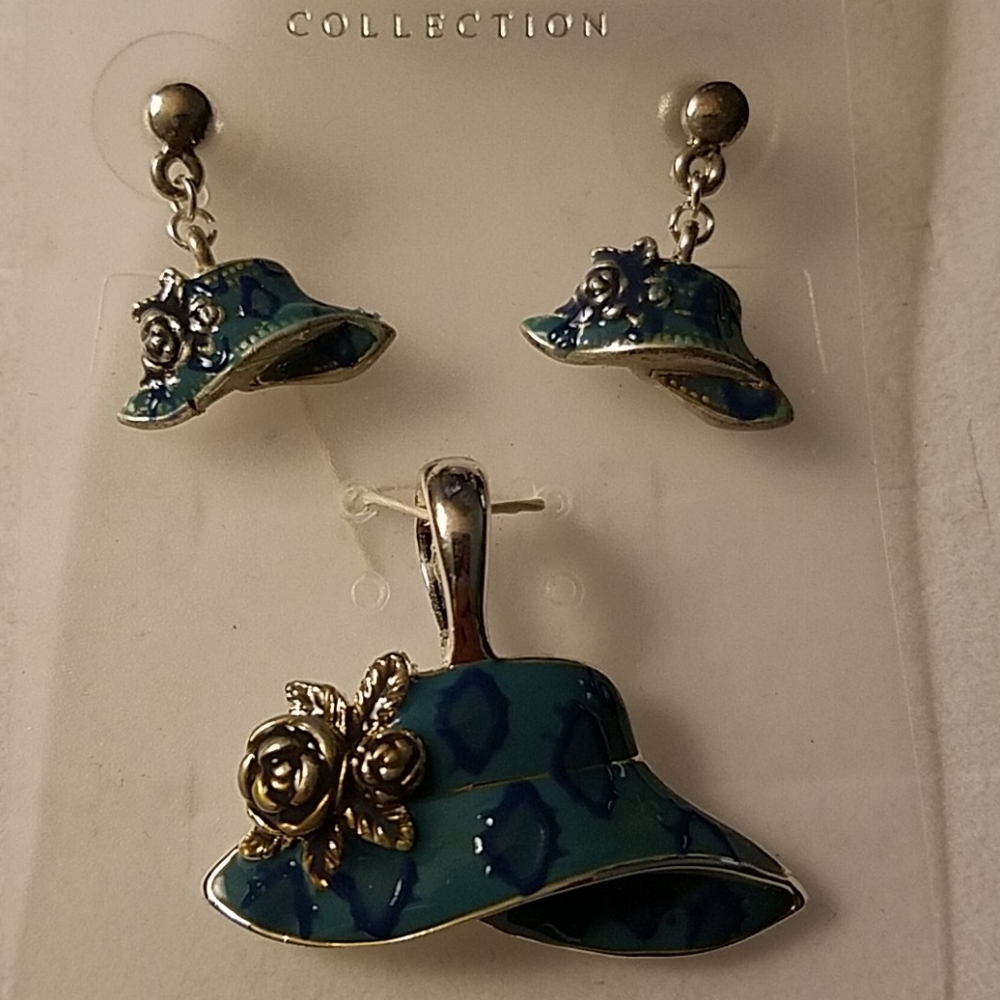 Floral Hat 1.5" Pendant & 0.25" Earrings Set Blue Teal Silver Tone